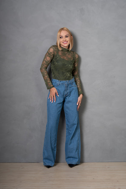 Calça Jeans Feminina Média Wide Leg Moderna
