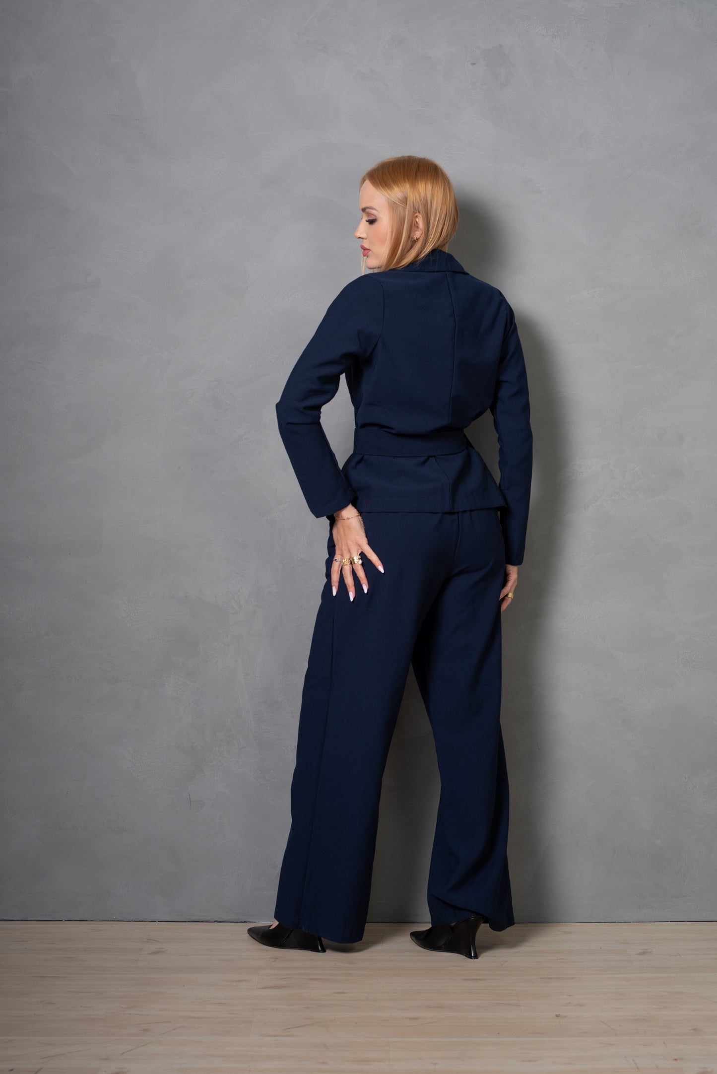 Conjunto Feminino Blazer e Calça Social Elegante