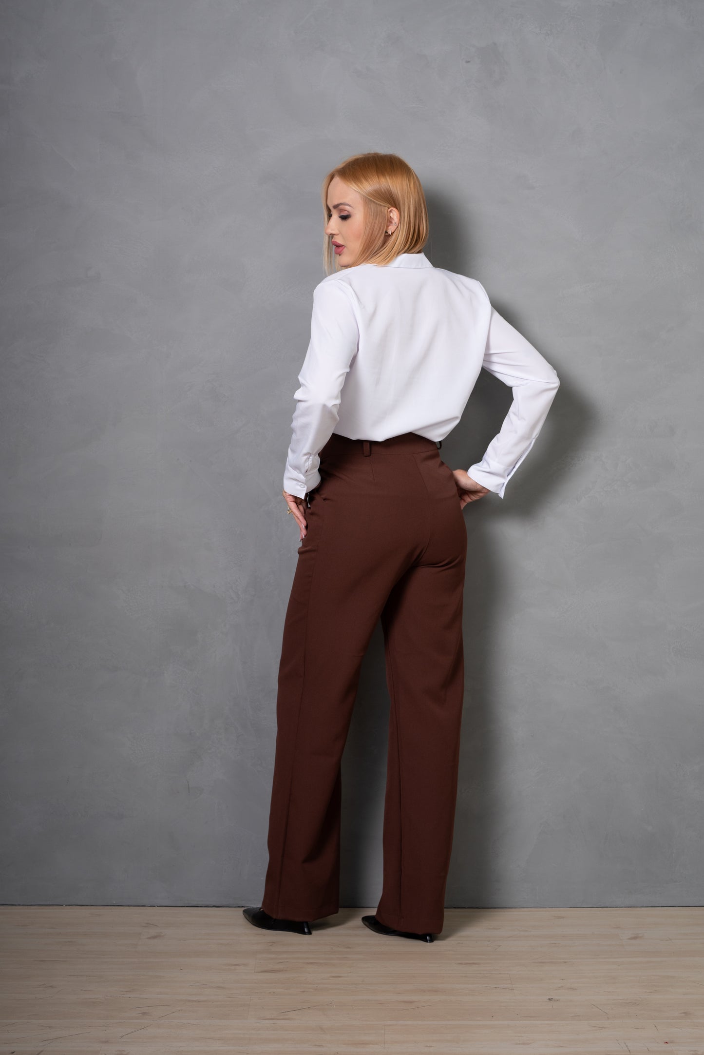 Camisa Feminina Social Elegante e Versátil